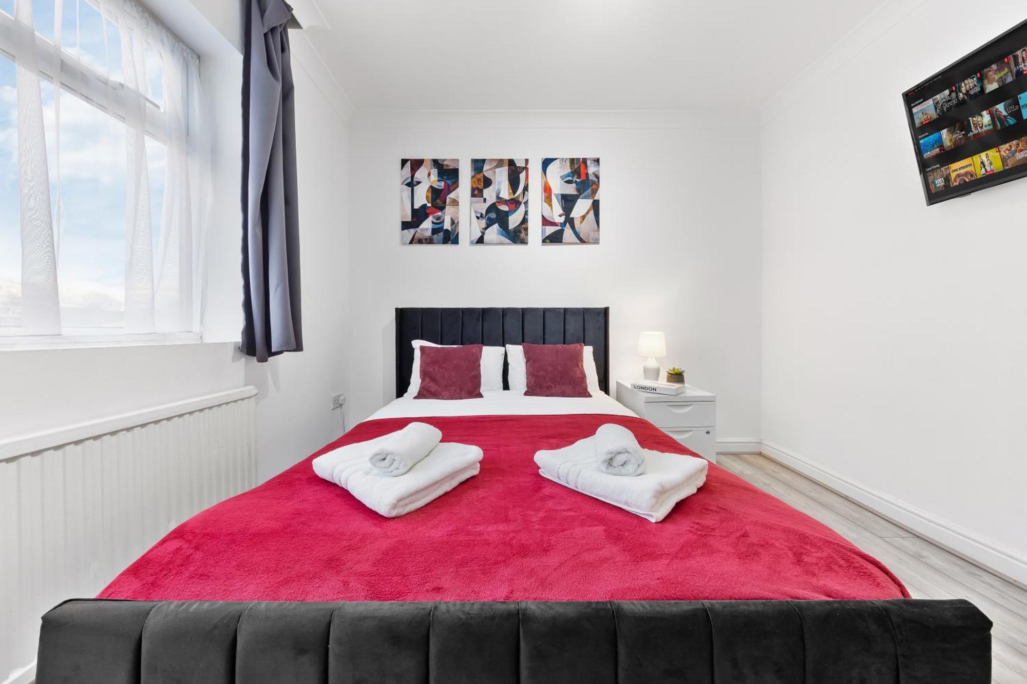 Green Hype - 10 Mins To Stadium - Sleeps 8 London Bagian luar foto