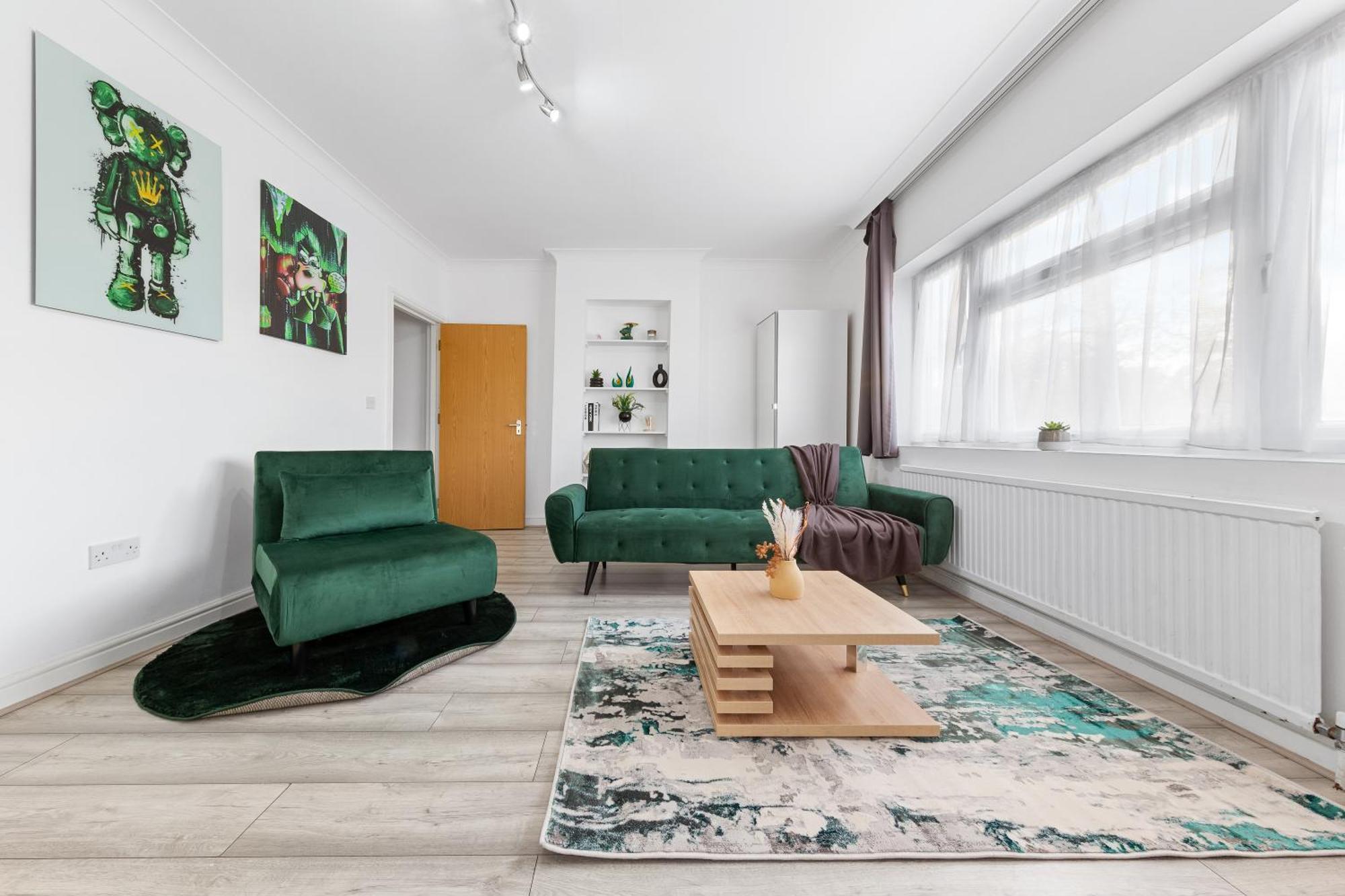 Green Hype - 10 Mins To Stadium - Sleeps 8 London Bagian luar foto
